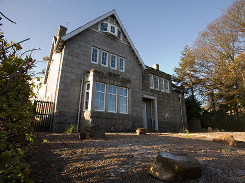 Aberdeen Serviced Apartments - The Lodge Екстериор снимка